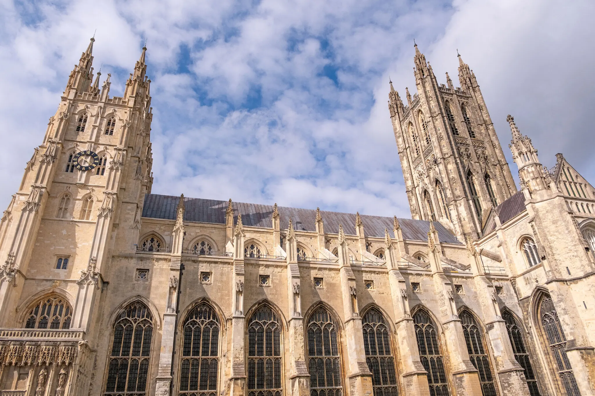 Сучасна паломниця Вінчестер–Кентербері: маршрут Пілігримс Вей пішки, велосипедом і в MG